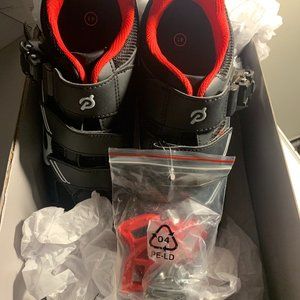PELOTON BRAND CYCLING SHOES